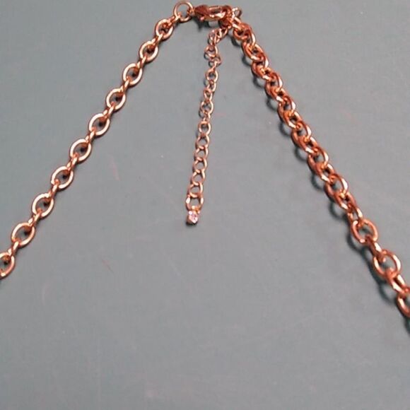 Elegant Multicolor Statement Necklace - Picture 4 of 6